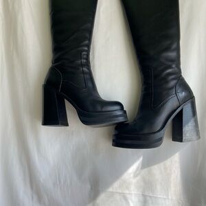 DESTROY NWOT Y2K Black Leather Women's Platform Boots